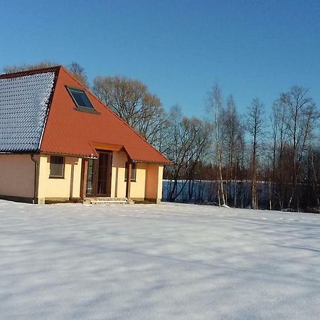 Fox House Hotel Pelci Buitenkant foto